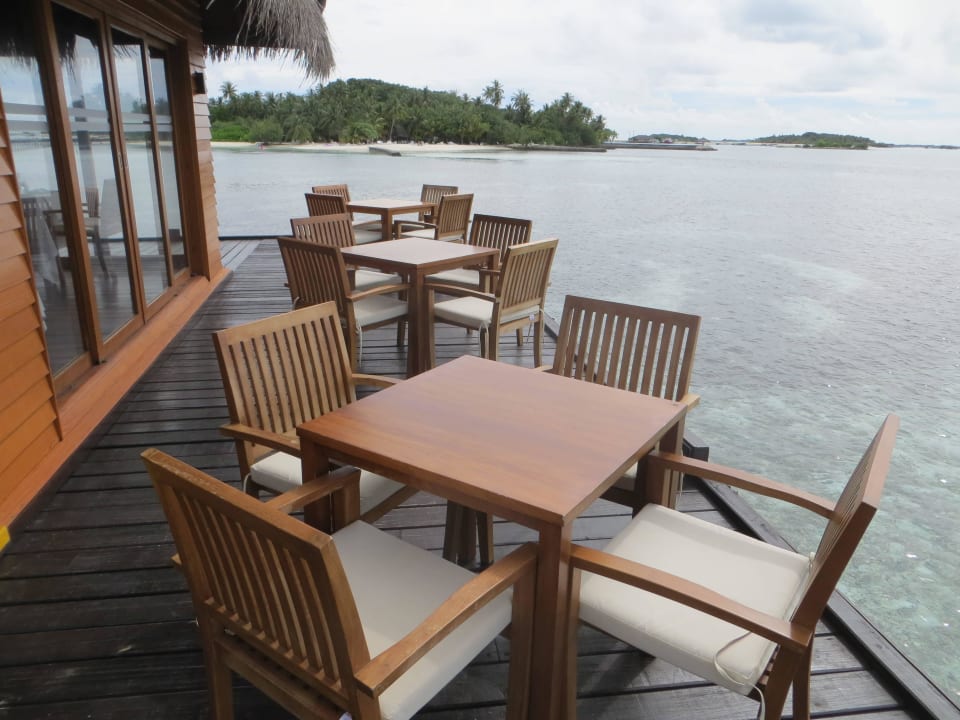 Das Breeze Restaurant bei den WaterVillas Adaaran Select Hudhuran Fushi - Premium All Inclusive