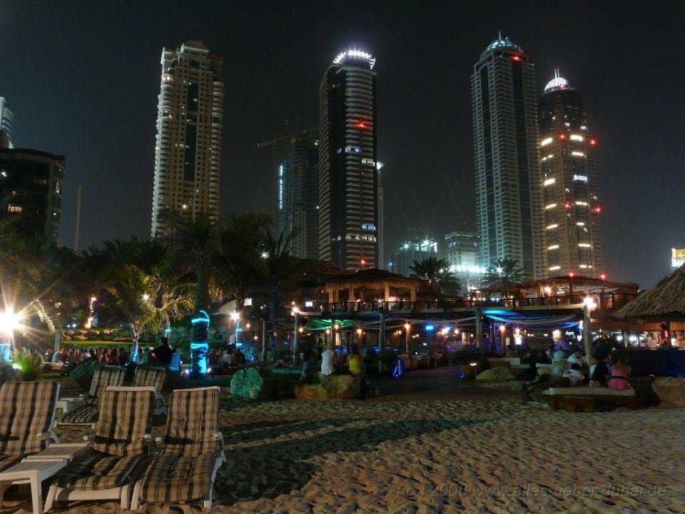 Strandbar Barasti Le Meridien Mina Seyahi Beach Resort & Waterpark