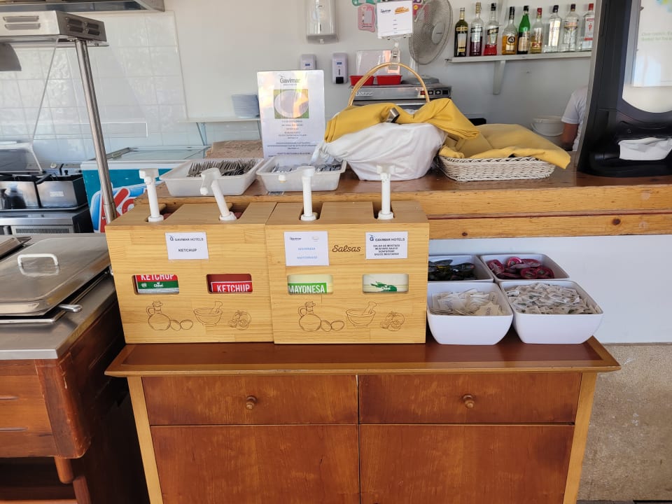 Gastro Gavimar Ariel Chico Club & Resort