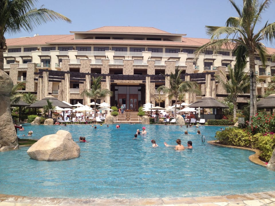 Hauptpool Sofitel Dubai The Palm Resort & Spa