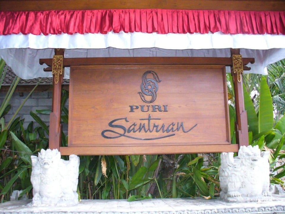 Am Eingang Puri Santrian