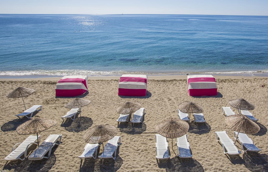 Strand Club Hotel Anjeliq