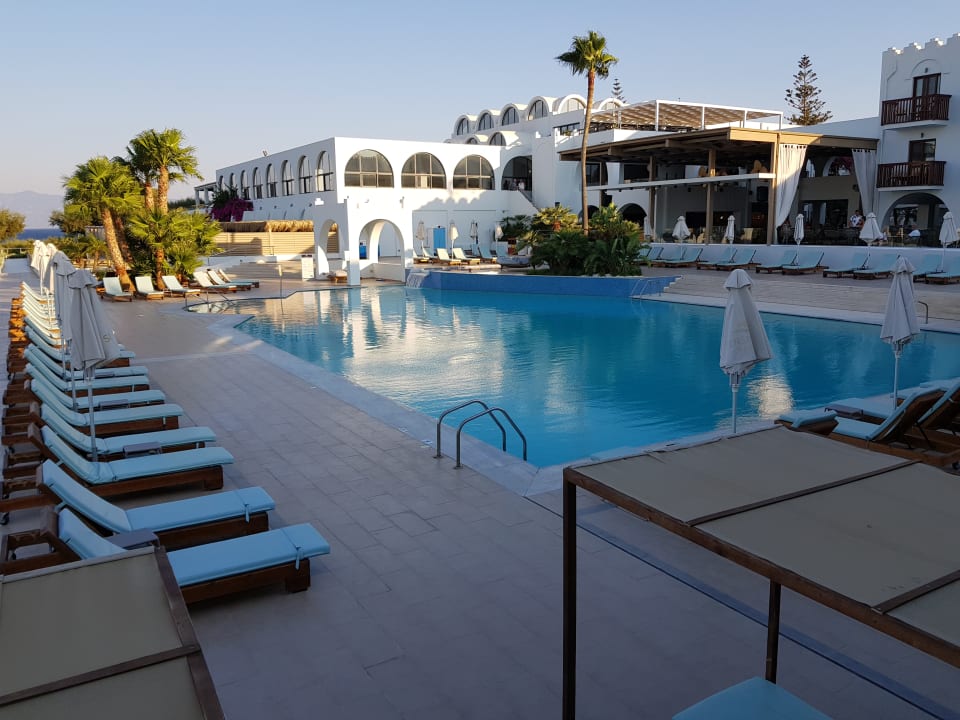 Pool TUI BLUE Oceanis Beach and Spa Resort