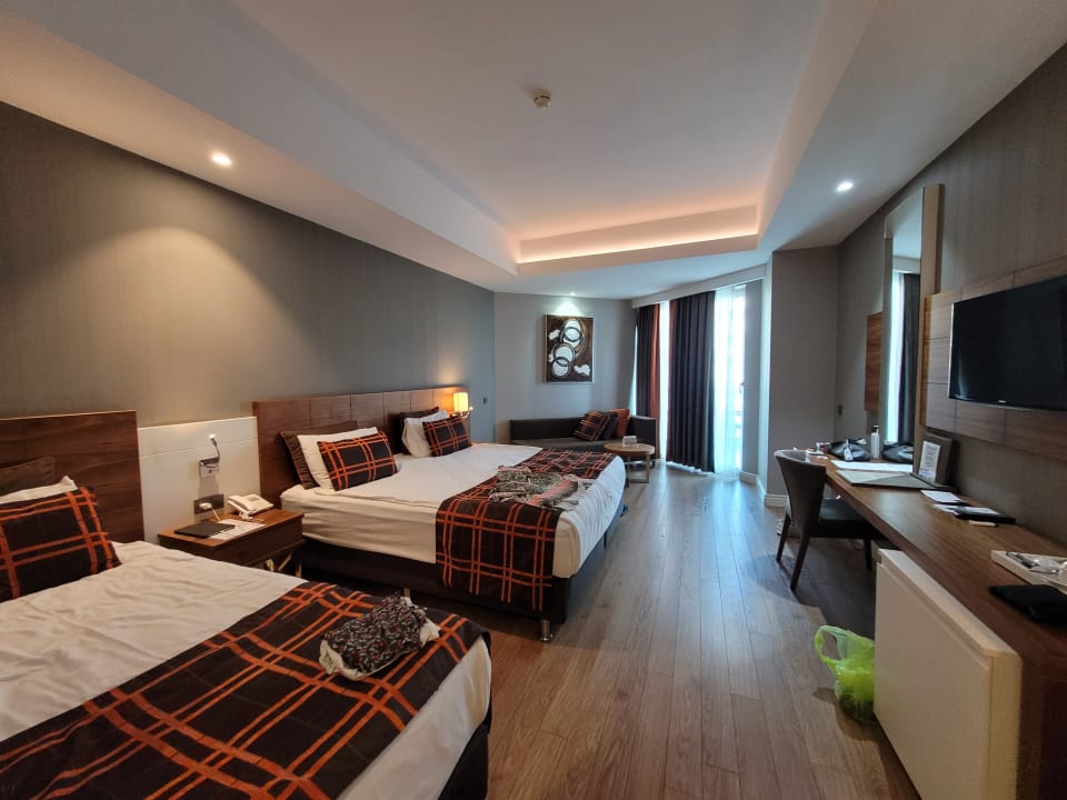 Zimmer Side Sunport Hotel & Spa