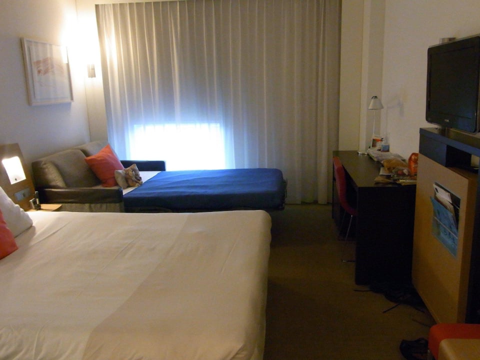 "Doppelzimmer mit Schlafsofa" Hotel Novotel Barcelona City (Barcelona
