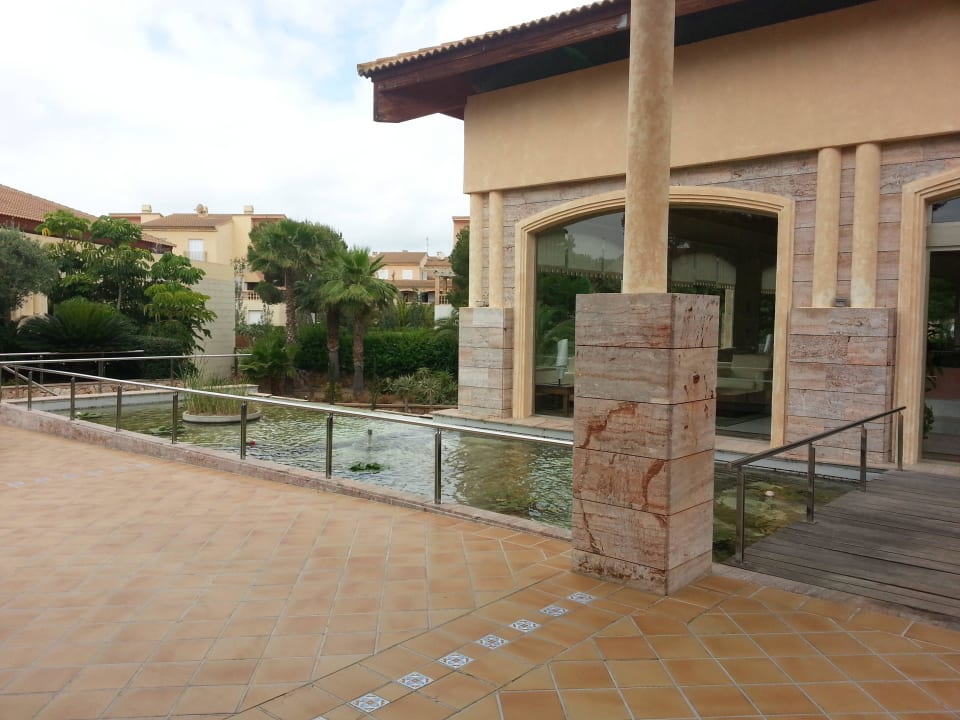 Lobby von aussen Zafiro Mallorca
