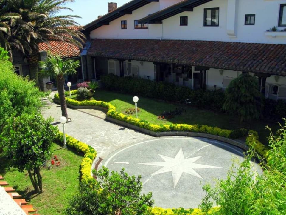 Jardines Hotel Gudamendi