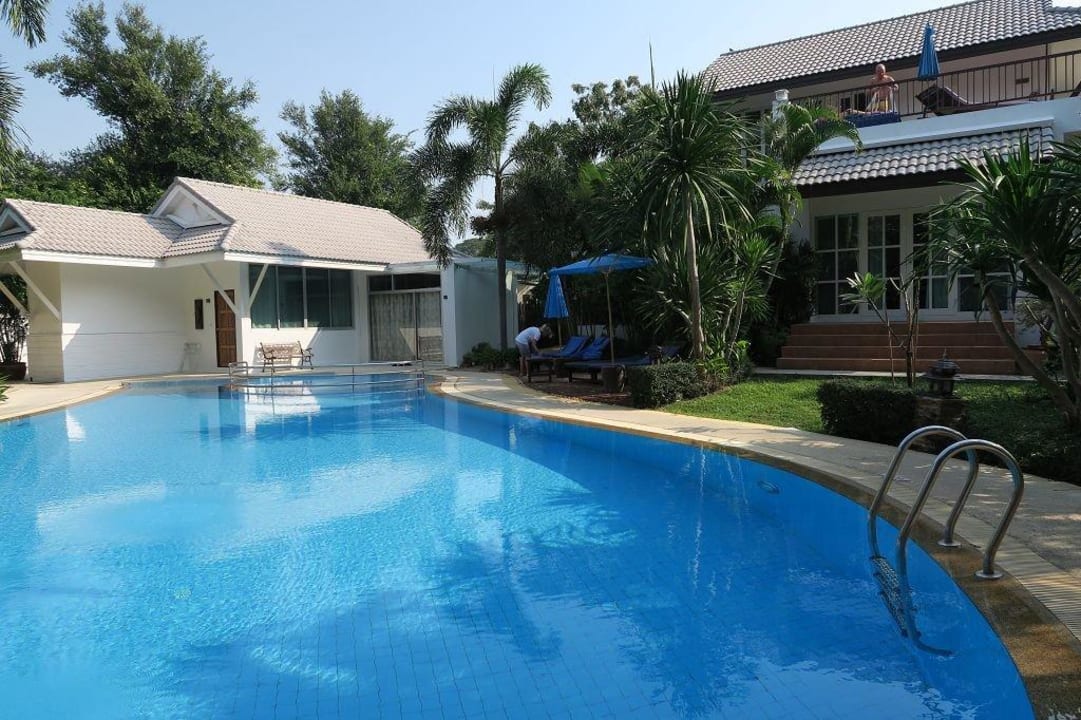 Pool im Garten Laksasubha Hua Hin