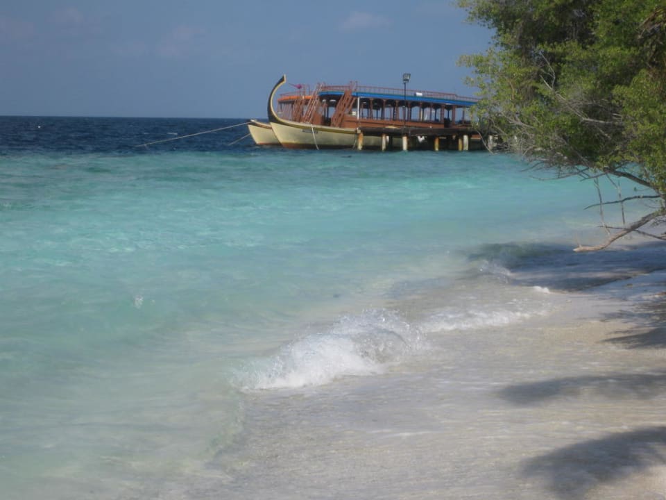 Ausblick zum Jetty Adaaran Club Rannalhi - All Inclusive
