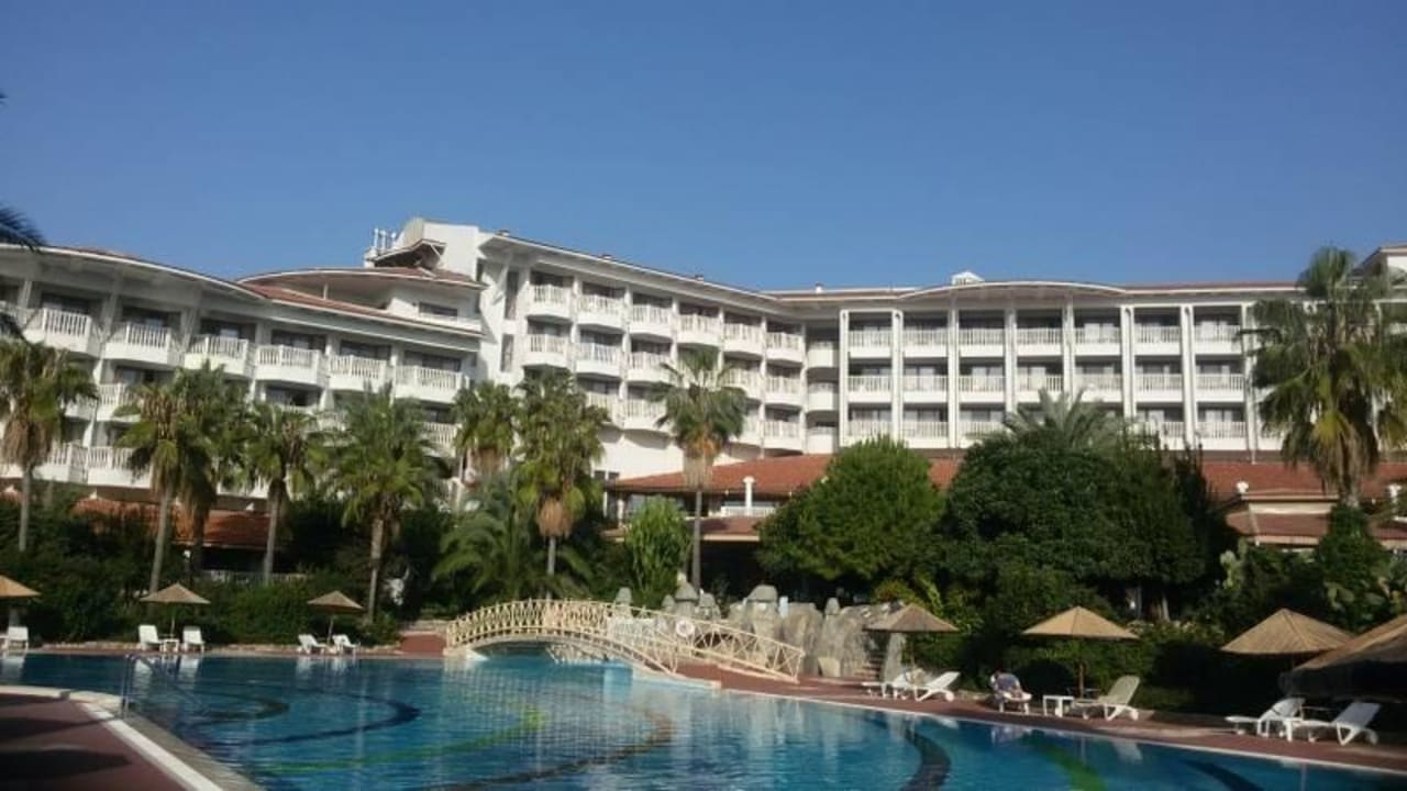 Hotel und Pool Hotel Defne Garden