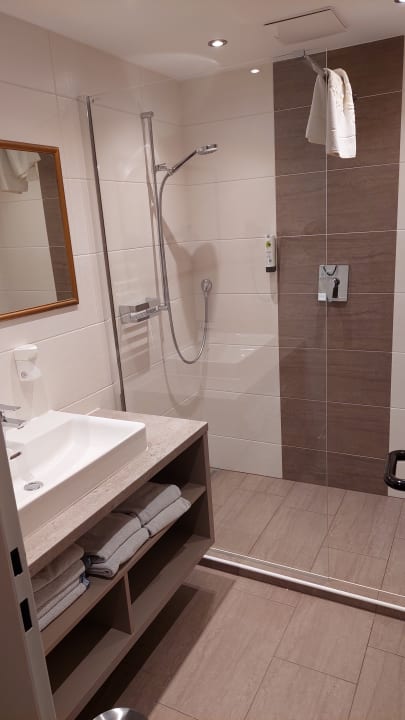 Zimmer Hotel Bellevue am See