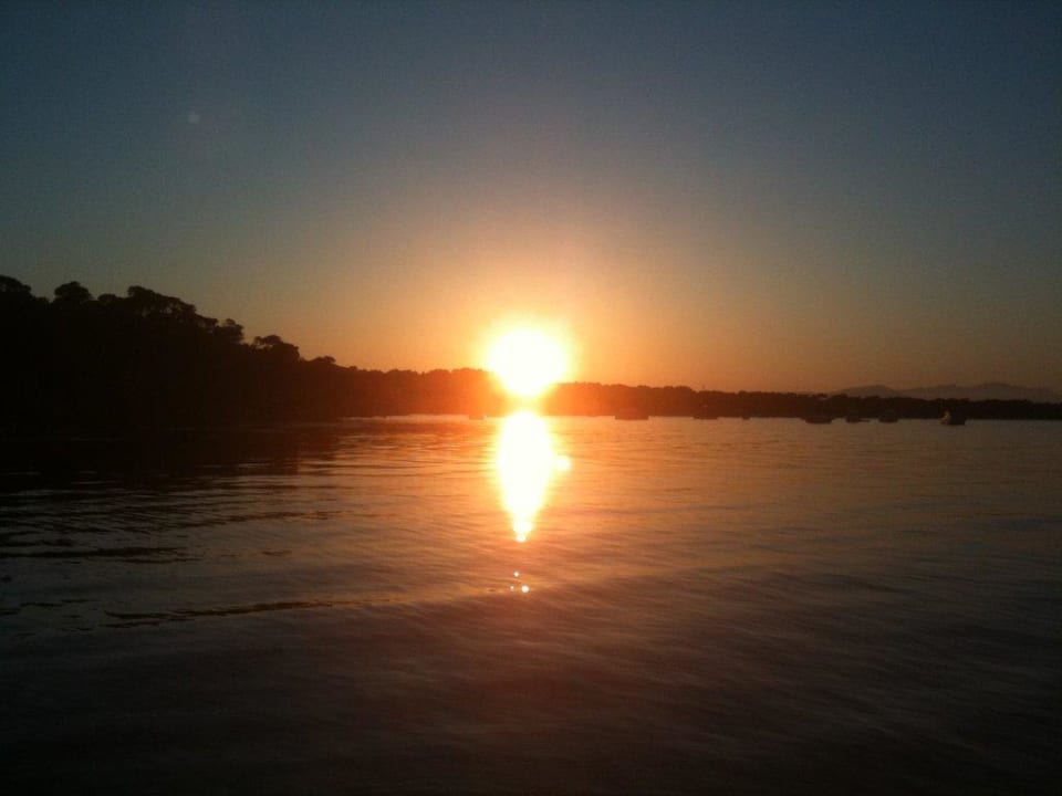Coucher de soleil sur la presqu'île. Club Belambra Les Criques