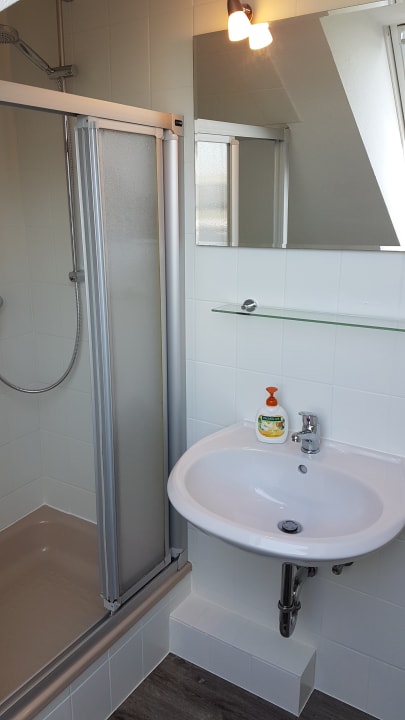 Zimmer Ferienhaus Hemenswarft direkt an der Nordsee mit Meerblick