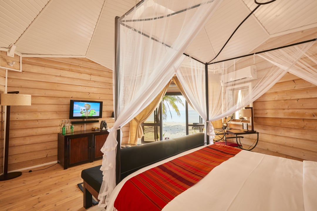 Zimmer Kuredu Island Resort & Spa