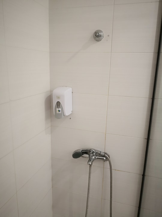 Zimmer Sandy Beach Resort