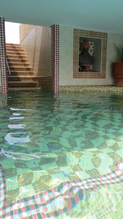 Eingang zur Mittelinsel Hotel Riu Touareg