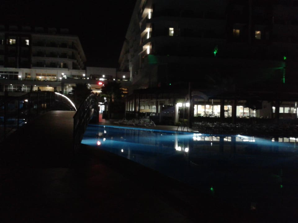 Abendblick vom Pool aus Adalya Ocean Deluxe