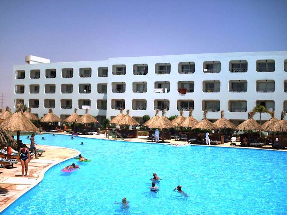 Hotel außen Titanic Resort & Aqua Park