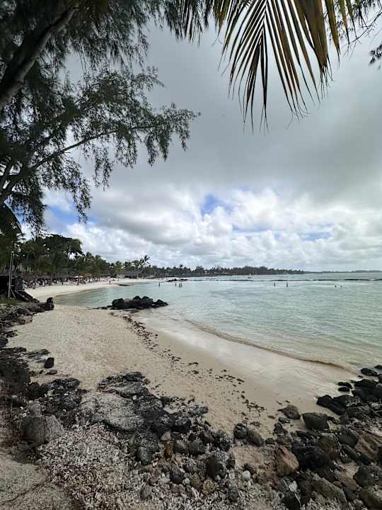 Strand Crystals Beach Resort Belle Mare, a member of Radisson Individuals