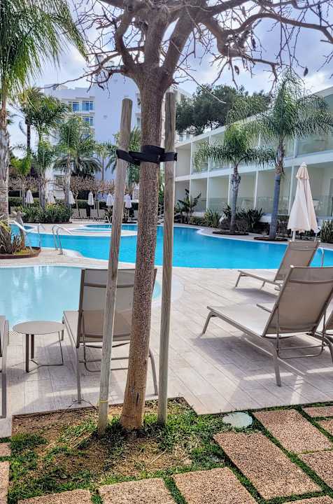 Pool BG Hotel Caballero