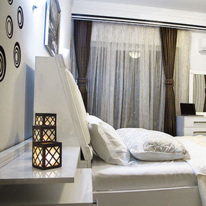 Standard room LaFamilia Residence