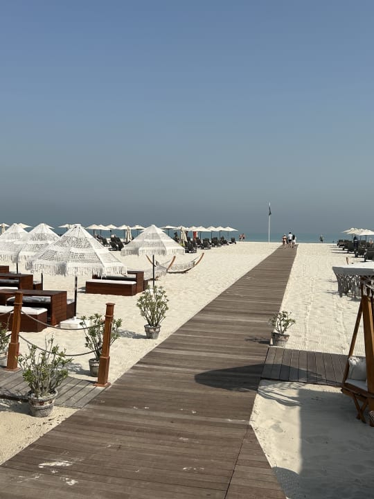 Strand Rixos Premium Saadiyat Island