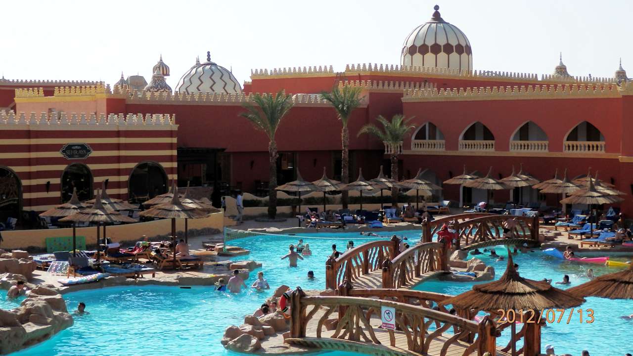 Basen Pickalbatros Alf Leila Wa Leila Resort - Neverland Hurghada