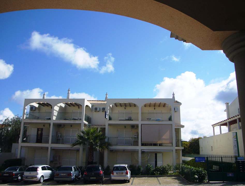 Atlantico Sul - Straßenansicht Apartments Atlantico Sul