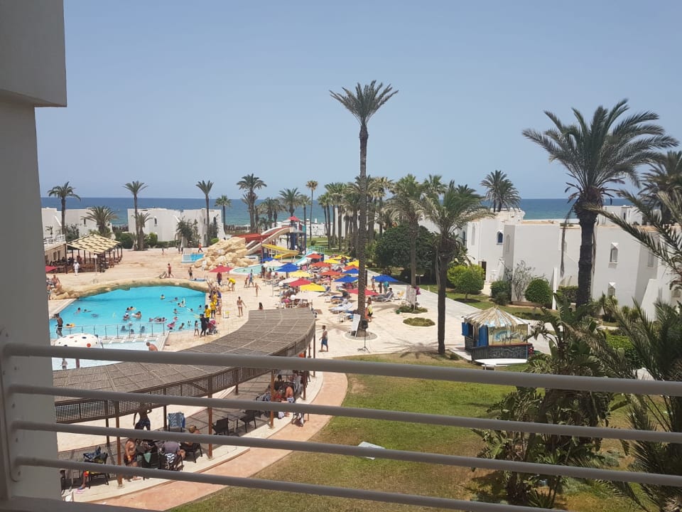 Pool Ruspina Beach Resort