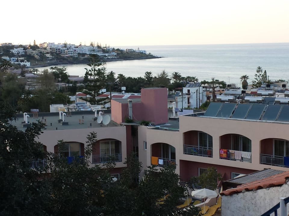 Blick aufs Meer (hinter Hotelanlage) Eurohotel Katrin Hotel & Bungalows