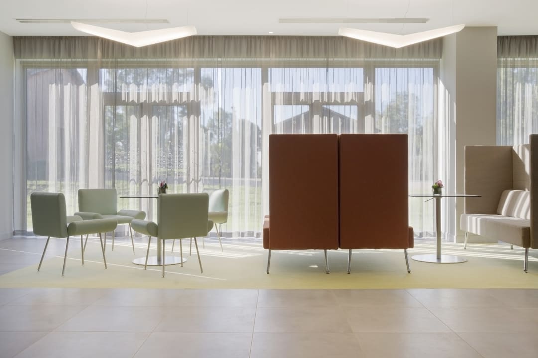 Lobby Hampton by Hilton Rome East