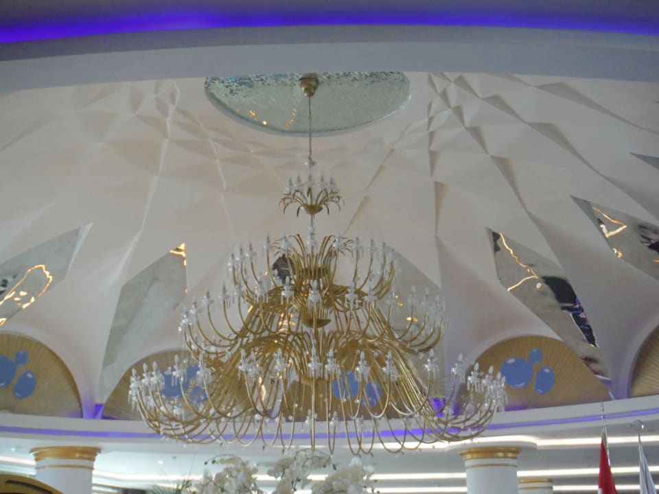 In der Lobby Crystal Sunset Pearl Collection