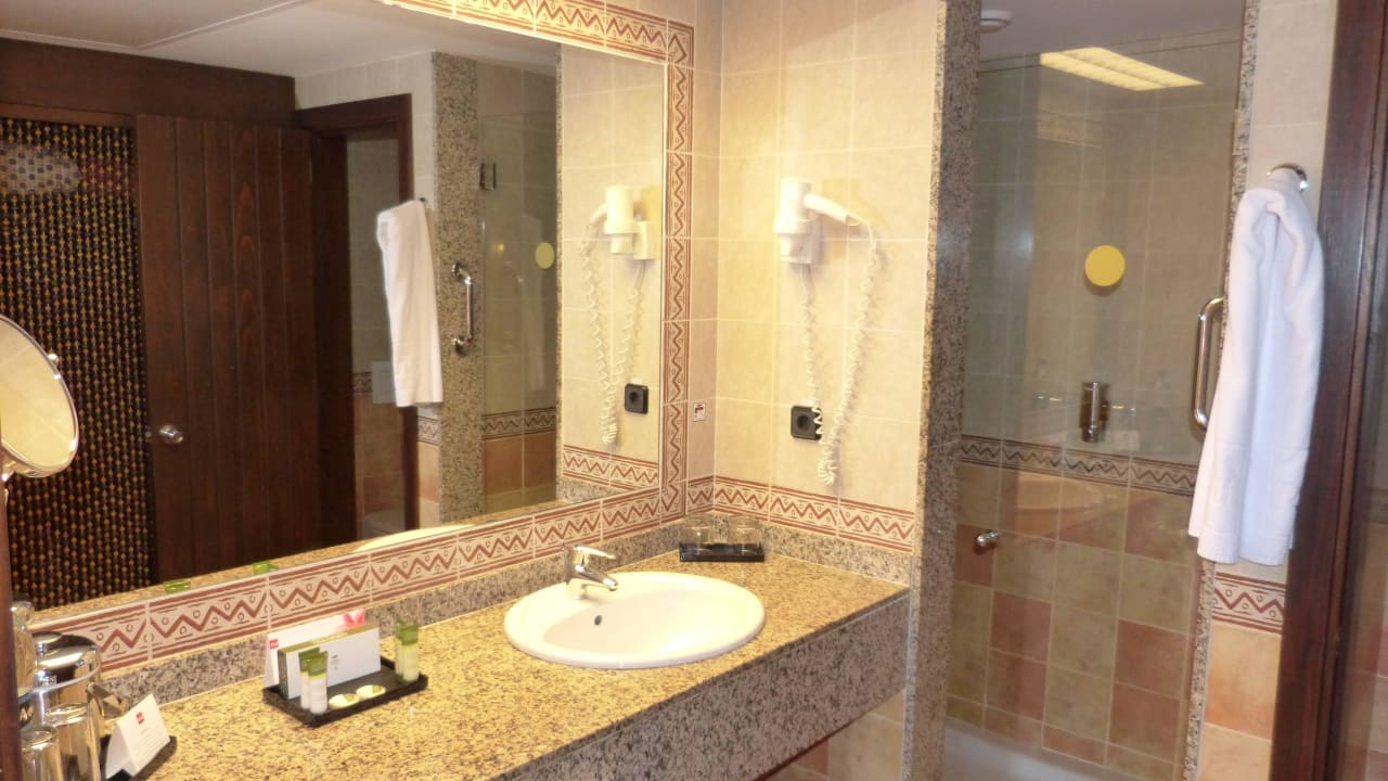 Bad Hotel Riu Touareg