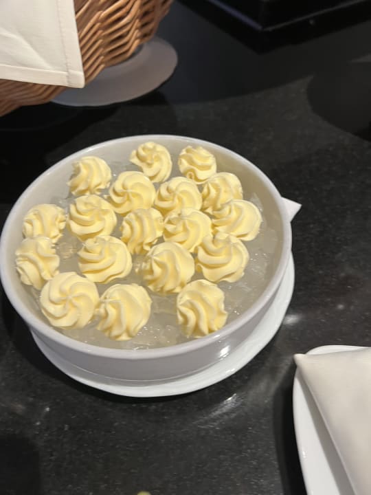 Gastro Novina Hotel Südwestpark