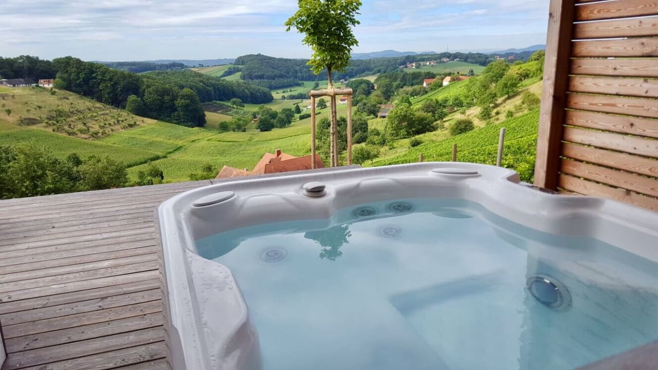 Pool Weingarten-Resort Unterlamm Loipersdorf