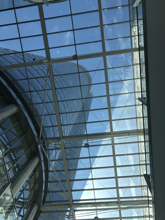 Außenansicht harry's home Wien Millennium Tower