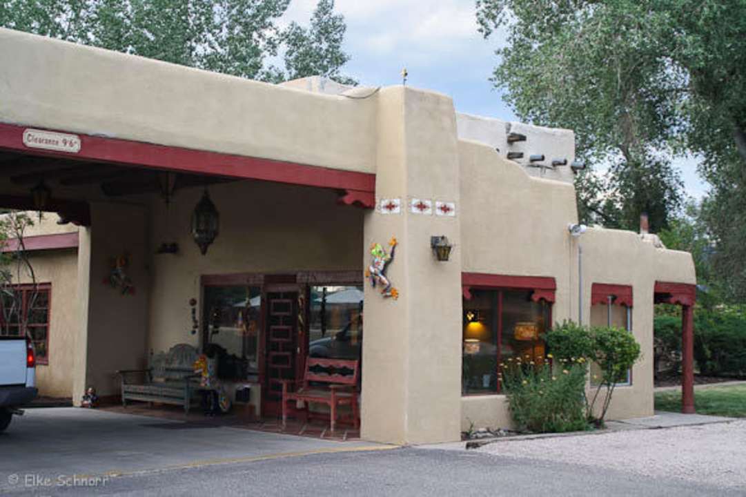 Eingangsbereich El Pueblo Lodge