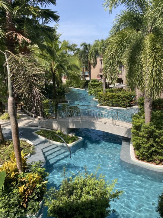 Pool La Flora Khao Lak