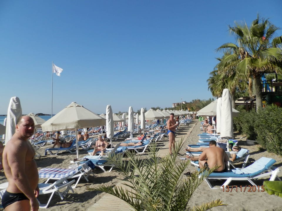 Пляж Saphir Resort & Spa