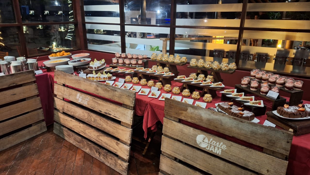 Gastro ROBINSON MALDIVES