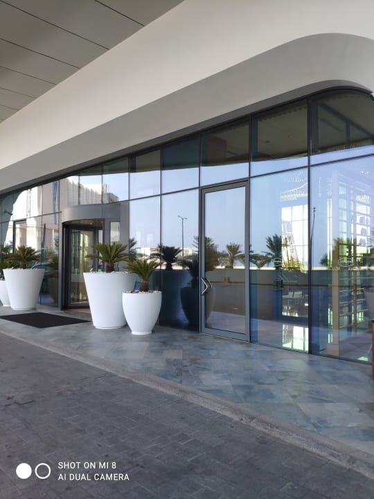 Außenansicht Hampton by Hilton Marjan Island