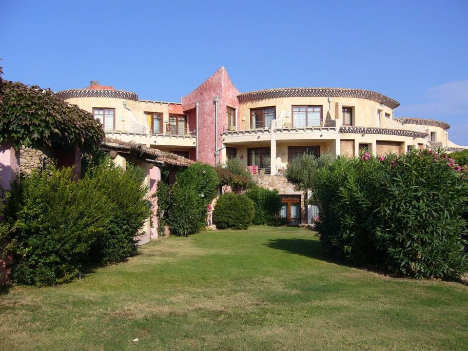 Hauptgebäude Hotel Resort & Spa Baia Caddinas