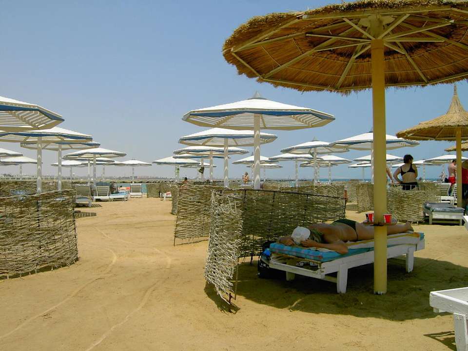 Schöner feiner Strand Pickalbatros Alf Leila Wa Leila Resort - Neverland Hurghada