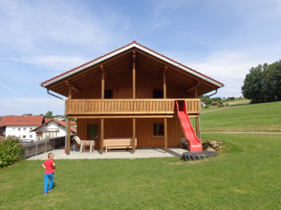 Spielhaus Stiernseite Erlebnisbauernhof Achatz