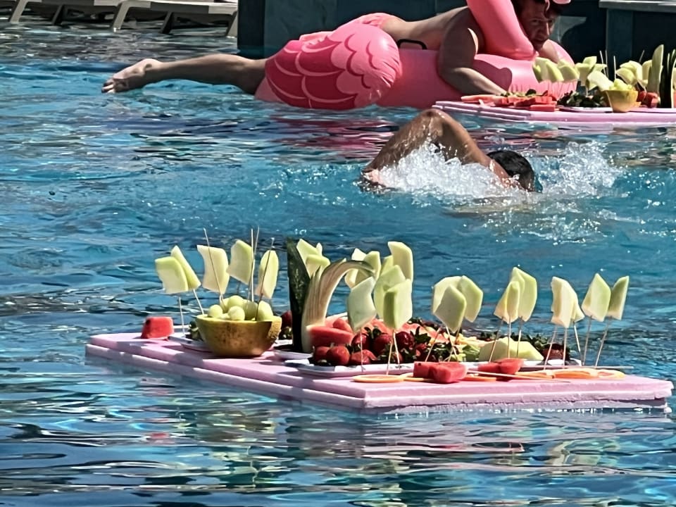 Pool Side Stella Elite Resort & Spa