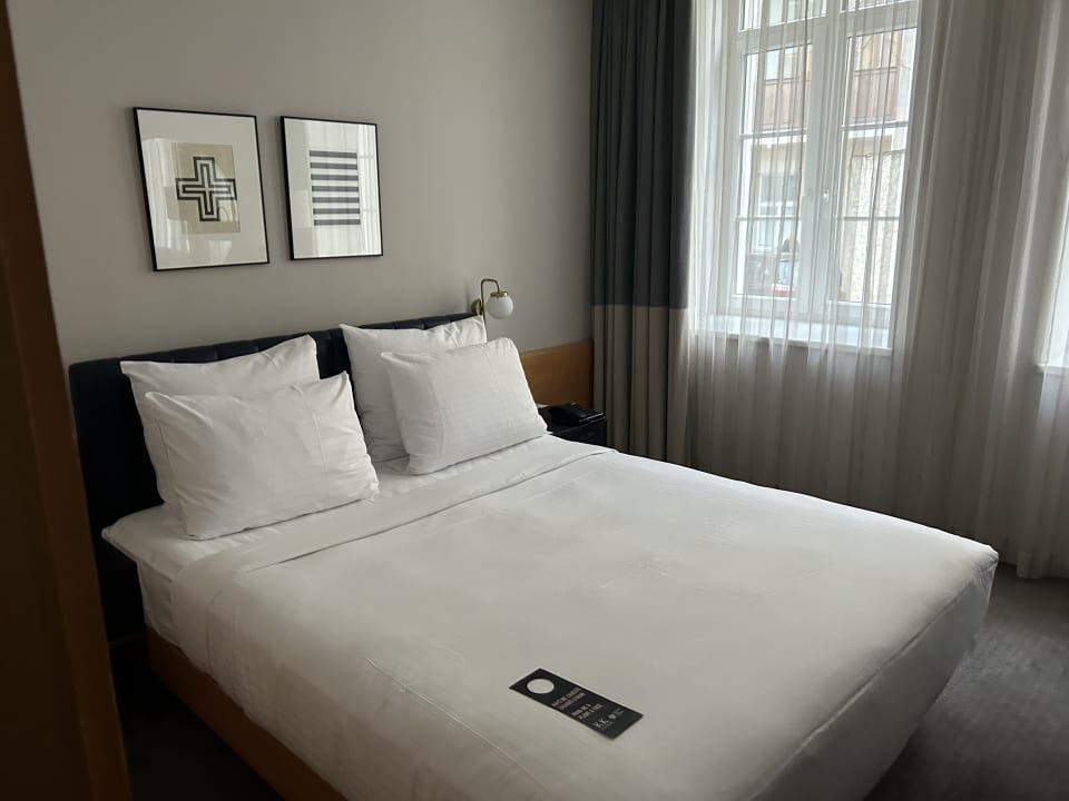 Zimmer K+K Hotel Fenix