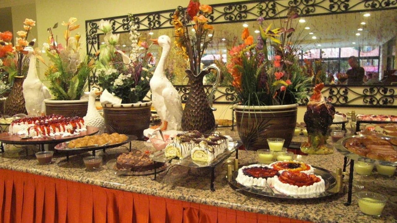 Nachspeise-Abendbuffet Miramare Queen Hotel