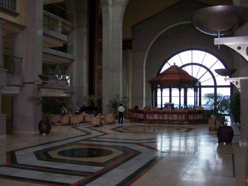 Stilvoller Empfang R2 Rio Calma Hotel & Spa & Conference