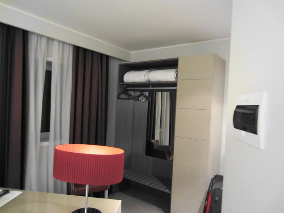 Zimmeransicht Smart Hotel Holiday