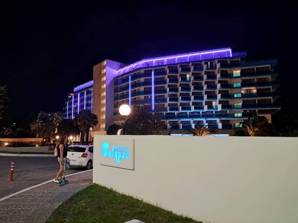 Außenansicht Hotel Calypso Beach